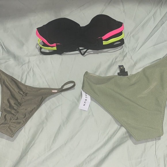 Fox Racing Bikini 🦊 👙 - Picture 5 of 8